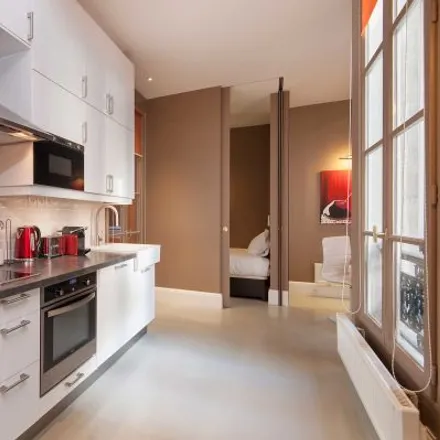 Image 9 - 57 Rue Montmartre, 75002 Paris, France - Apartment for rent