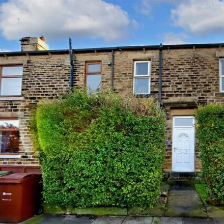 Buy this 2 bed townhouse on Laurel Mount in Pudsey, LS28 7QE