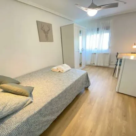 Rent this 3 bed apartment on Madrid in Calle Casabermeja, 2