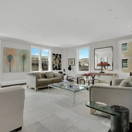 Buy this 5 bed condo on 988 5th Avenue in New York, NY 10075