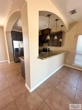Image 6 - 1801 White Tail Drive, Harlingen, TX 78550, USA - House for rent