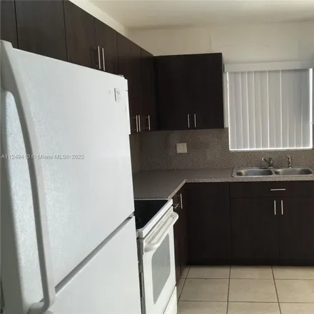 Rent this 2 bed apartment on Saint Marks School in Fillmore Street, Hollywood