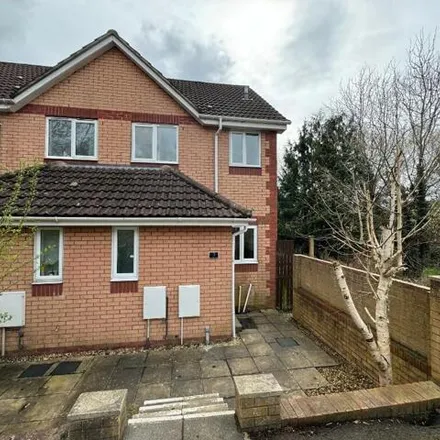 Rent this 3 bed house on Heather Shaw in Trowbridge, BA14 7JS