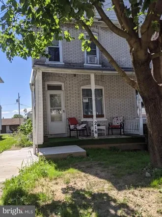Buy this 5 bed house on Vine Alley in Kutztown, PA 19530