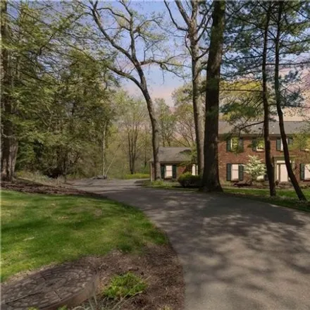 Image 3 - 29 White Fawn Lane, Fox Chapel, Allegheny County, PA 15238, USA - House for sale