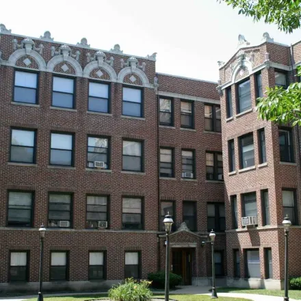 Rent this 1 bed apartment on 1101-1123 East Hyde Park Boulevard in Chicago, IL 60615