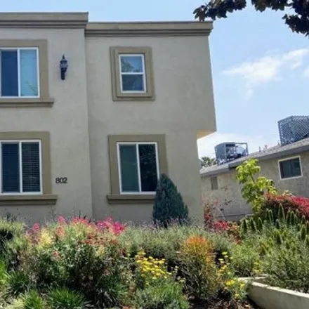 Rent this 2 bed townhouse on 826 Magnolia Avenue in Pasadena, CA 91106