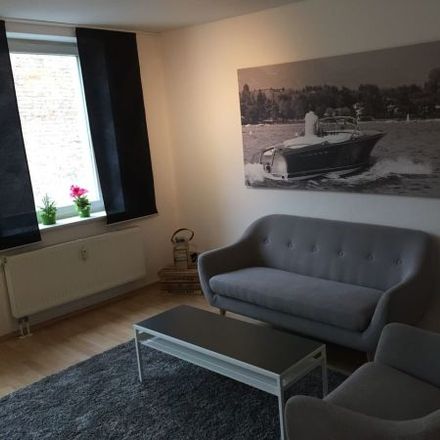 Rent this 3 bed apartment on Patriotischer Weg 9 in 18057 Rostock, Germany
