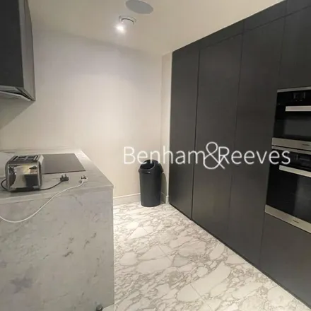 Image 2 - Chelsea Creek Tower, Park Street, London, SW6 2QF, United Kingdom - Apartment for rent