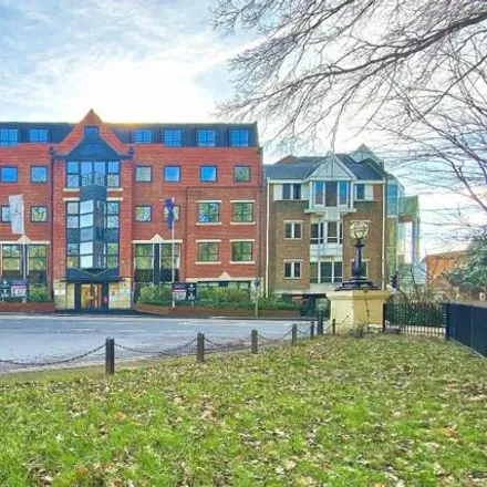 Buy this 2 bed apartment on London Road in Camberley, GU15 3EY