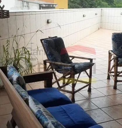Rent this 3 bed house on Avenida Nova Cantareira 1771 in Jardim França, São Paulo - SP