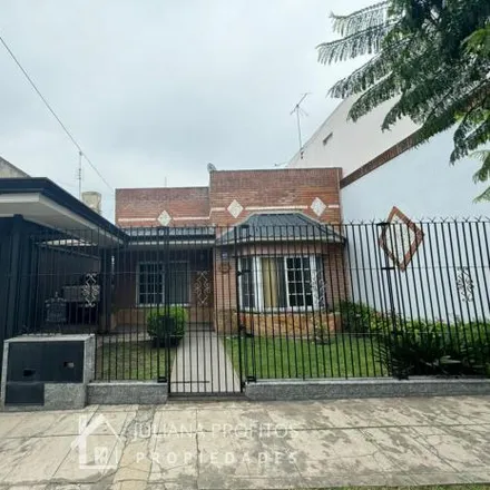 Buy this 3 bed house on Juan de la Cruz Contreras in Partido de Florencio Varela, Florencio Varela