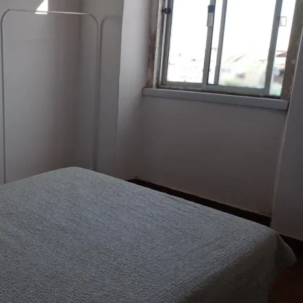 Rent this 2 bed apartment on Calçada dos Barbadinhos in 1170-376 Lisbon, Portugal