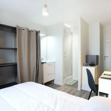 Rent this 1 bed apartment on 16 Rue Louis et René Moine in 35000 Rennes, France