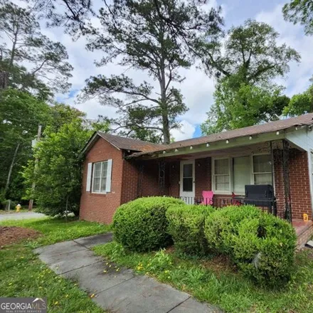 Buy this 3 bed house on 2113 Melton Avenue in Shirlington, Macon
