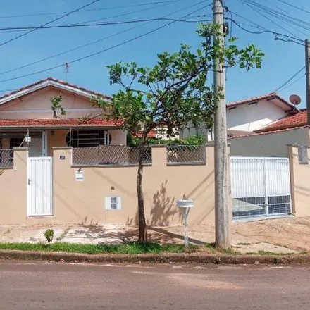 Image 2 - Rua Jorge Barbosa de Barros, Vila Maria, Botucatu - SP, 18610-302, Brazil - House for sale