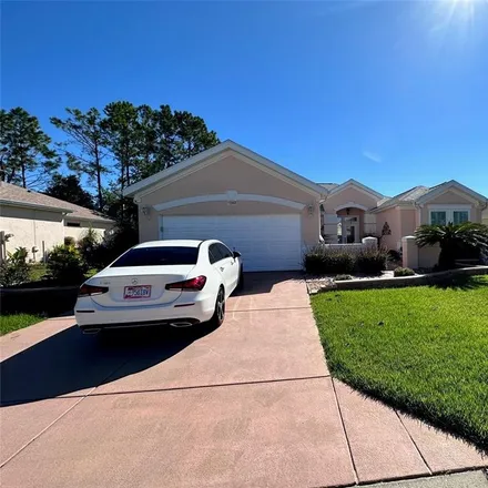 Buy this 2 bed house on 12467 SE 94th Court in Marion County, FL 34491