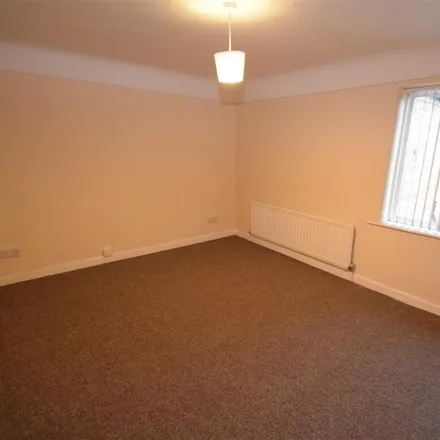 Image 6 - Arrowe Park Road, Upton, CH49 0XE, United Kingdom - Apartment for rent