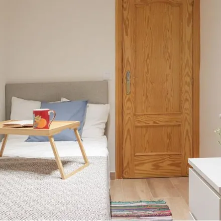 Rent this 3 bed apartment on Madrid in Calle de Seseña, 24