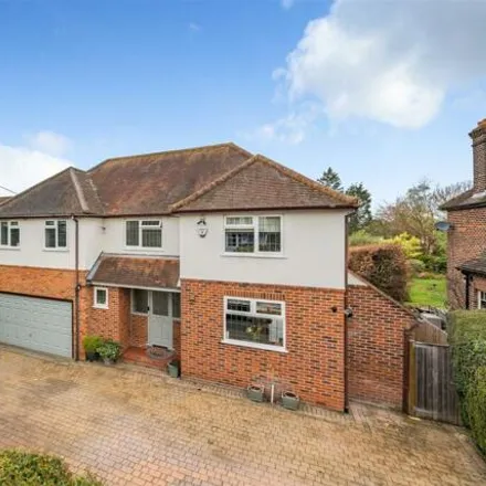 Buy this 5 bed house on Oxford Road in Wokingham, RG41 2YH