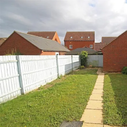 Image 5 - 71 Prince Rupert Drive, Aylesbury, HP19 9RA, United Kingdom - House for rent