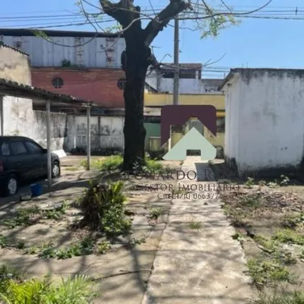 Buy this 2 bed house on Rua Vhail Pereira in Coelho da Rocha, Região Geográfica Intermediária do Rio de Janeiro - RJ