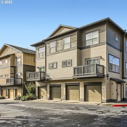 Buy this 3 bed condo on 1040 Southwest 170th Avenue in Beaverton, OR 97006