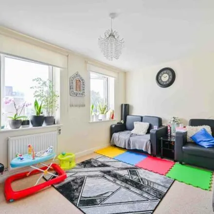 Buy this 3 bed apartment on Portland Rise in Seven Sisters Road, London