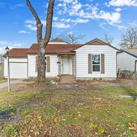 Buy this 3 bed house on 825 Woodland Drive in Garland, TX 75040