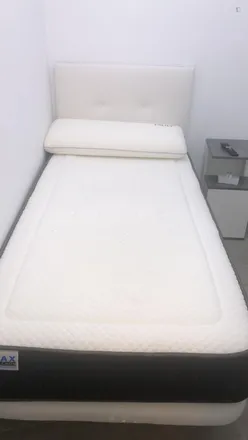 Rent this 4 bed room on Aquilino in Carrer del Castell de Pop, 31