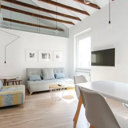 Rent this 3 bed apartment on Madrid in Calle de Ayala, 152