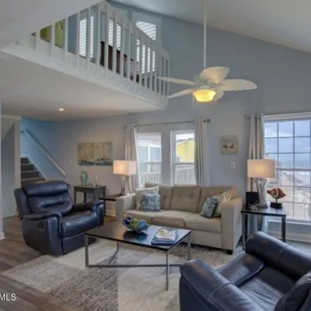 Image 9 - 201 Port Drive, North Topsail Beach, NC 28460, USA - House for sale
