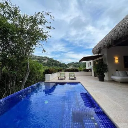 Buy this 4 bed house on Tabachines in Fraccionamiento Brisamar, 39300 Acapulco