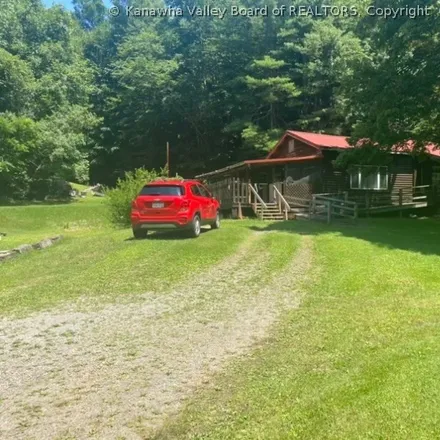 Buy this 3 bed house on 1600 Kanawha Run Road in Holly, Braxton County