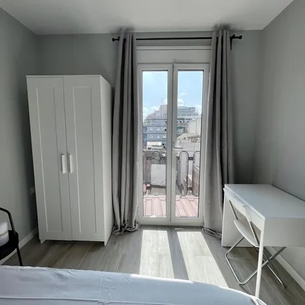 Rent this 4 bed apartment on Carrer de París in 08094 l'Hospitalet de Llobregat, Spain