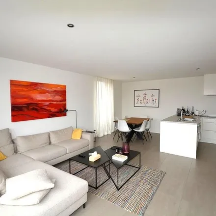 Rent this 2 bed apartment on Drie Eikenstraat 463-465 in 2650 Edegem, Belgium