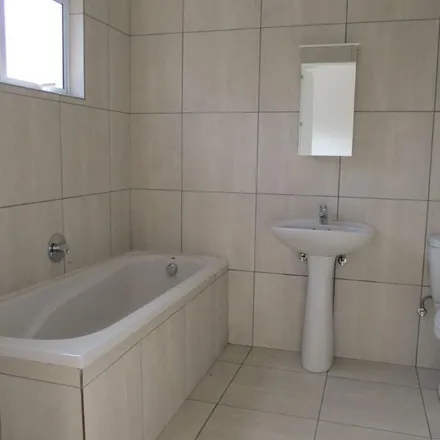 Rent this 1 bed apartment on 4 Wirth Road in uMngeni Ward 5, uMgeni Local Municipality