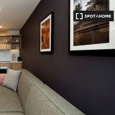 Image 6 - Johnston Terrace, City of Edinburgh, EH1 2NH, United Kingdom - Apartment for rent