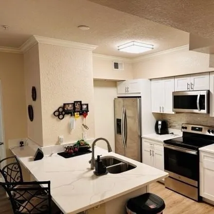 Image 6 - Uptown Place, Orlando Urban Trail, Orlando, FL 32885, USA - Condo for sale