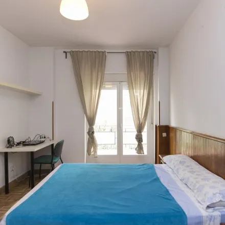 Image 5 - Plaza de Manolete, 28020 Madrid, Spain - Room for rent