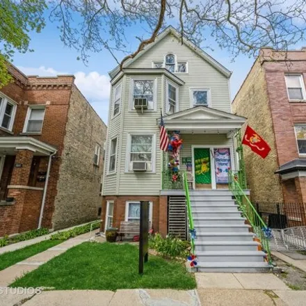 Image 2 - 2934 North Avers Avenue, Chicago, IL 60647, USA - House for sale