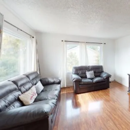 Buy this 4 bed apartment on 269 West Spaulding Avenue North