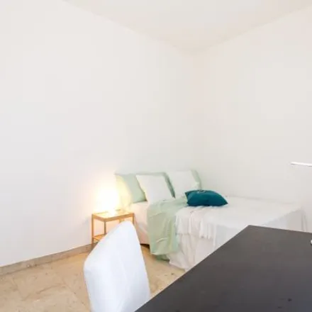 Rent this 5 bed room on Scuola materna Lorenteggio in Via Lorenteggio, 20146 Milan MI