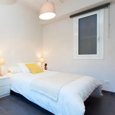 Rent this 1 bed apartment on Carrer dels Enamorats in 1, 08013 Barcelona