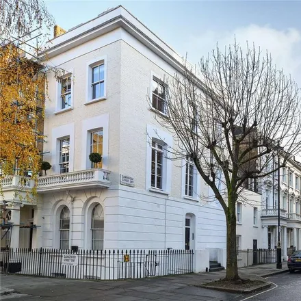Rent this 2 bed apartment on Bikehangar 2034 in Gloucester Street, London