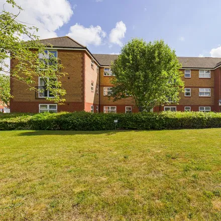 Rent this 1 bed apartment on 83 Blackthorn Close in Cambridge, CB4 1FZ