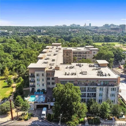 Image 2 - Zilkr on the Park, 1900 Barton Springs Road, Austin, TX 78704, USA - Condo for sale