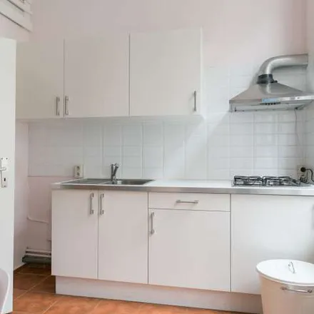 Rent this 1 bed apartment on Rue de l'Arbre Bénit - Gewijde-Boomstraat 92 in 1050 Ixelles - Elsene, Belgium