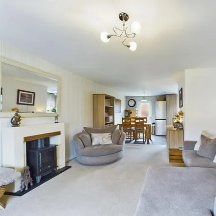 Image 4 - Corporal Way, Chester, CH3 6GH, United Kingdom - Townhouse for sale