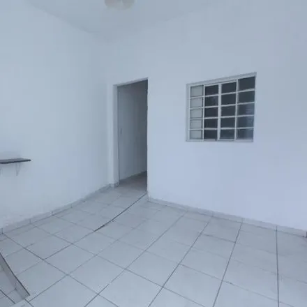 Rent this 2 bed house on Rua Comendador Oetterer in Vila Santo Antônio, Sorocaba - SP